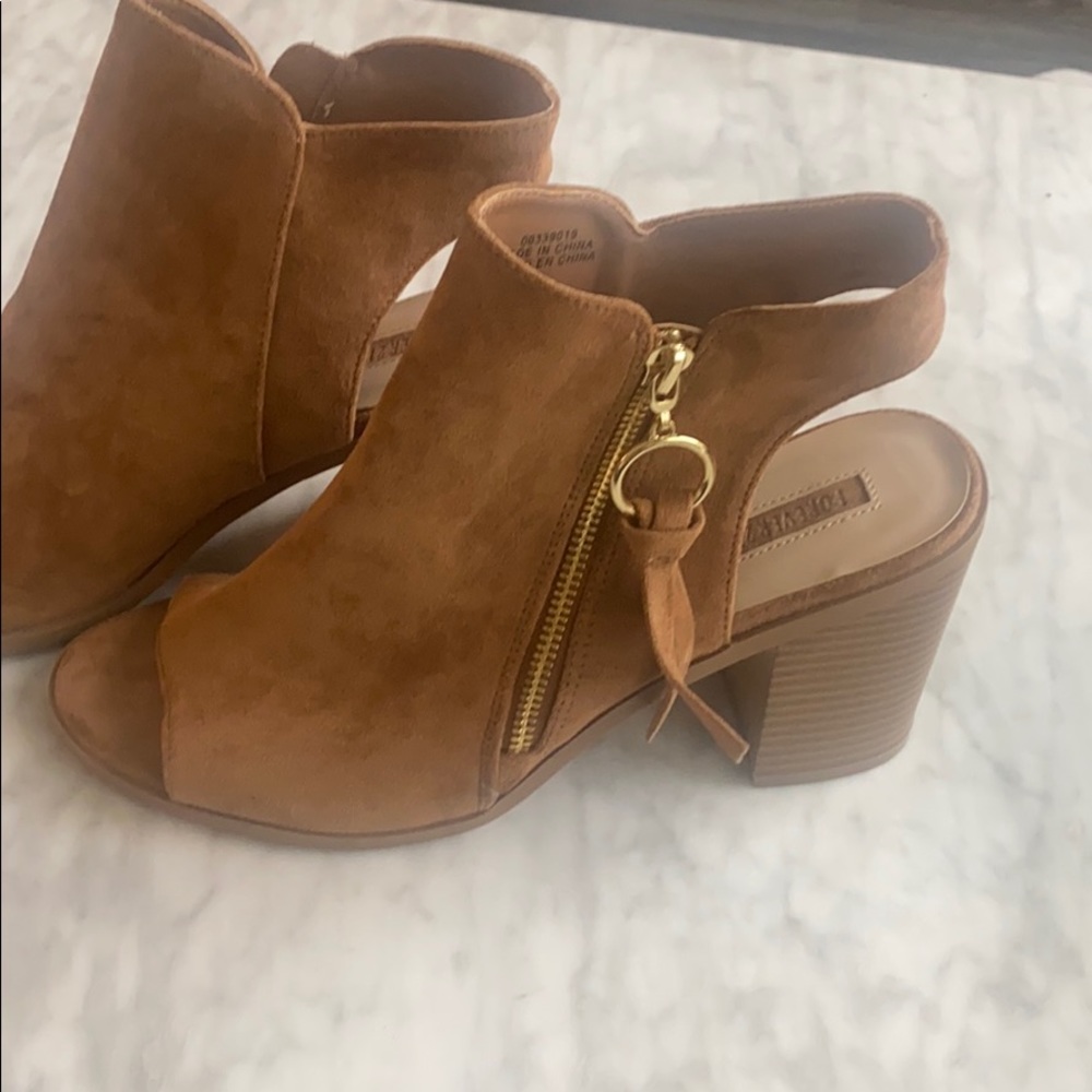 BRAND new! Suede heels